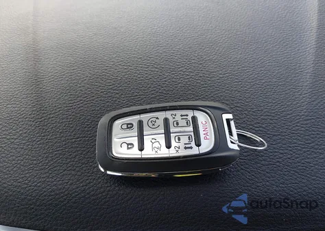 2023 Chrysler Pacifica Limited z USA, uszkodzony, nr VIN 2C4RC1GG9PR560056